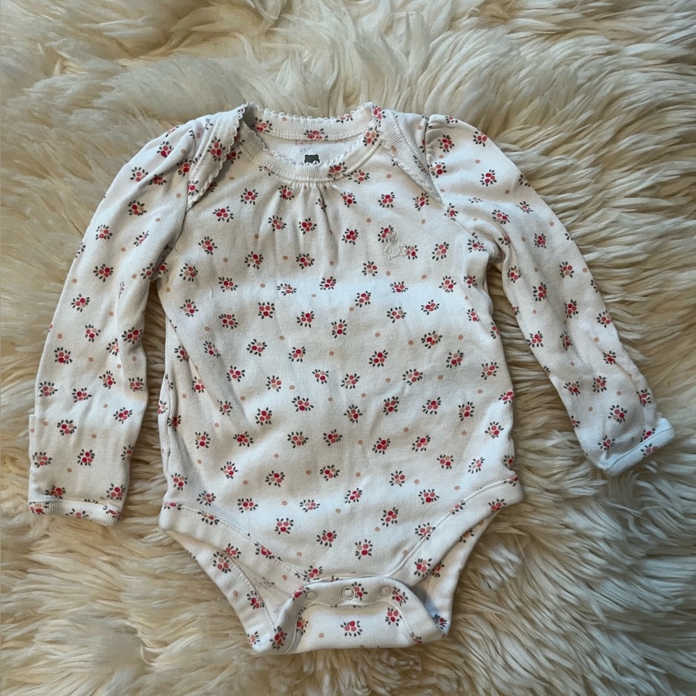 Baby Gap long sleeve floral onesie, bottom snap, 0-3M